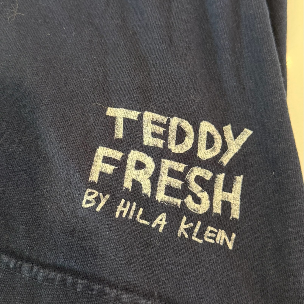 Teddy Fresh Navy Tee with White 'HI MOM' Graphic - Picture 3 of 4